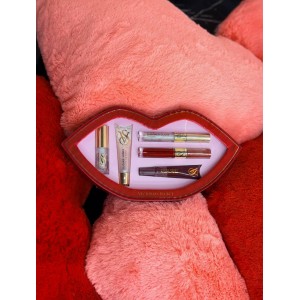 Подарунковий набір LIP Perfect Pout Gift Set