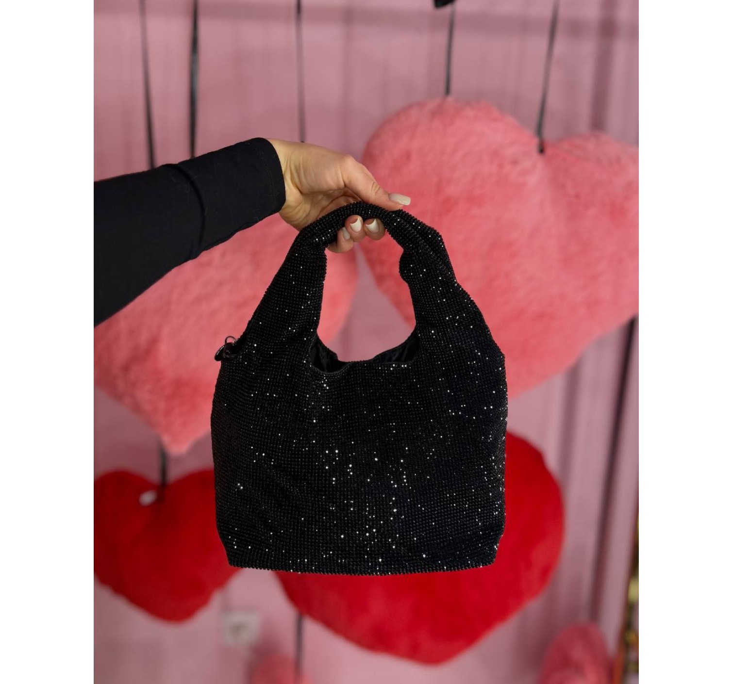 Сумка Diamanté Shine Slouchy Mini Bag