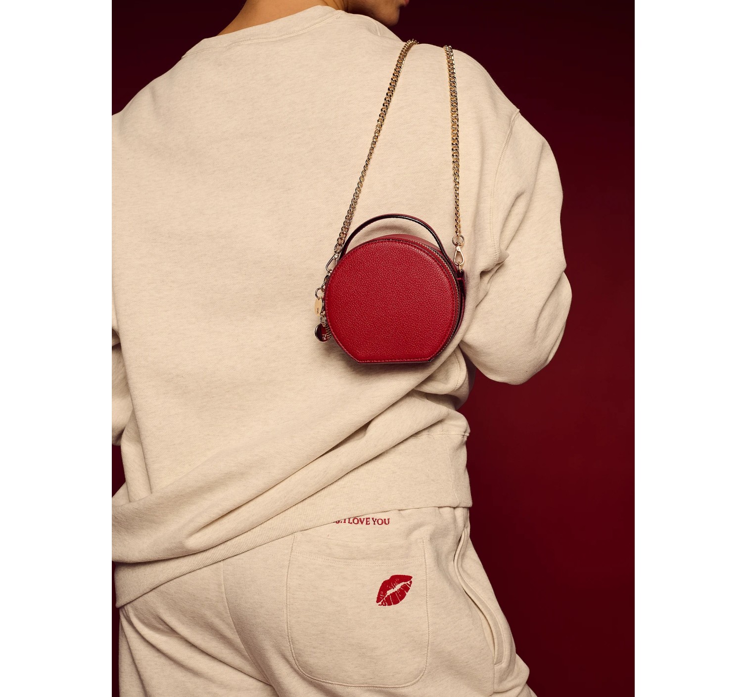Сумка Hat Box Crossbody Bag Red Lacquer
