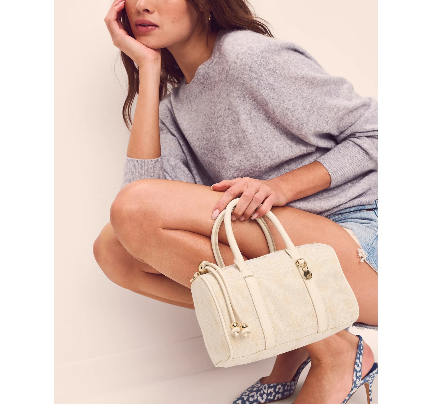 Сумка Legend Mini Duffle Crossbody Bag White Foyard