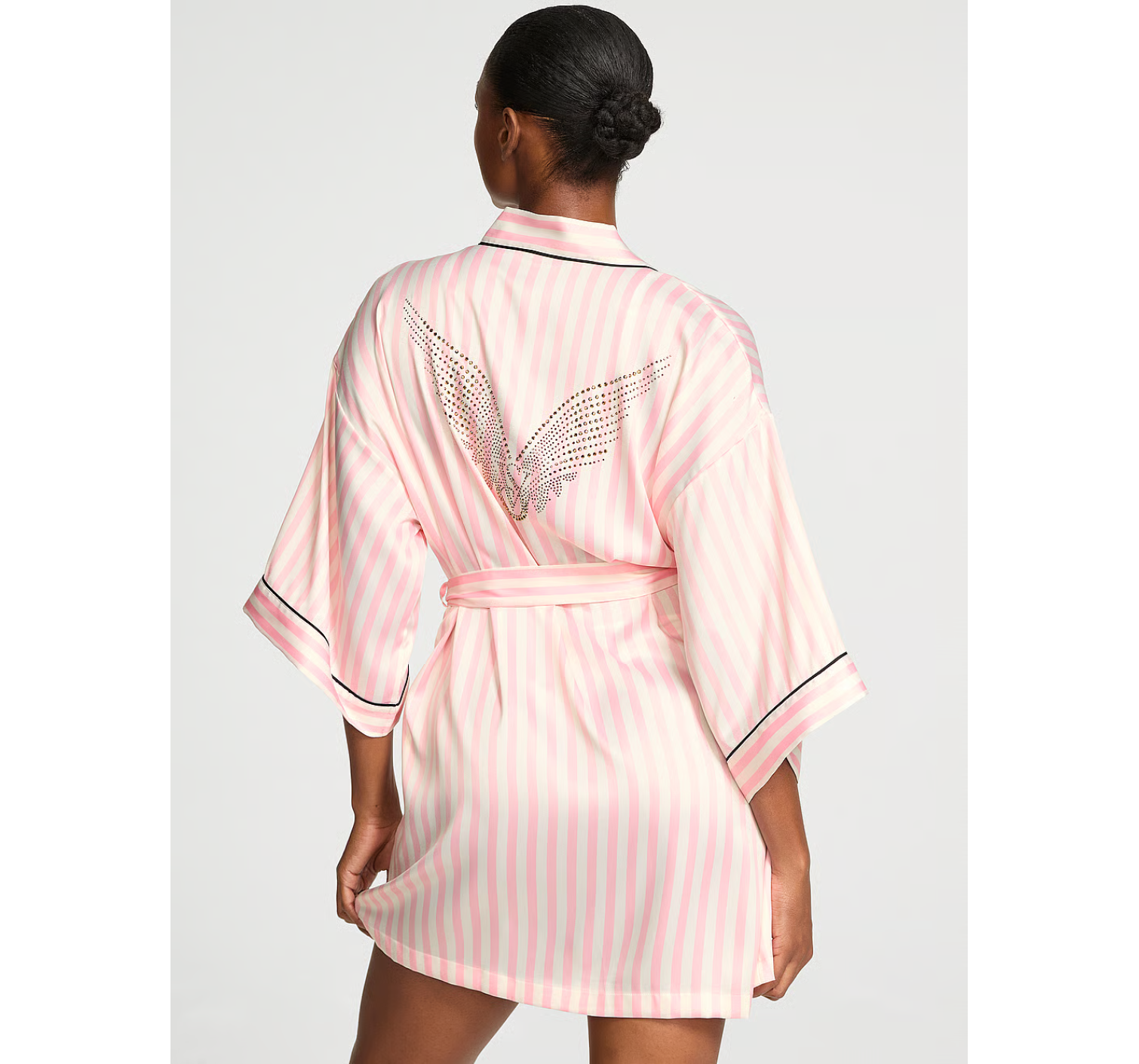 Сатиновый халат Victoria's Secret Backstage Satin Sparkle Short Robe Pink Stripe