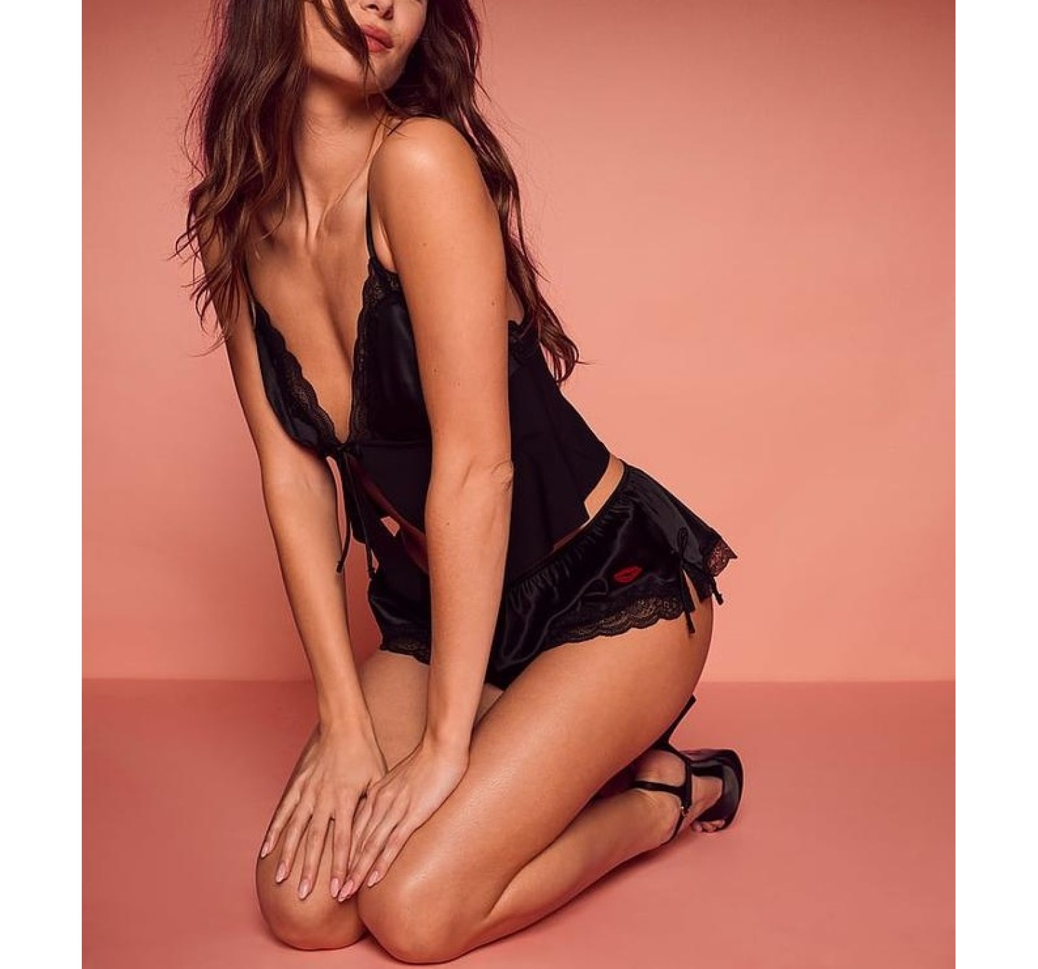 Пижама Tease Satin & Chiffon Flyaway Cami Set Black
