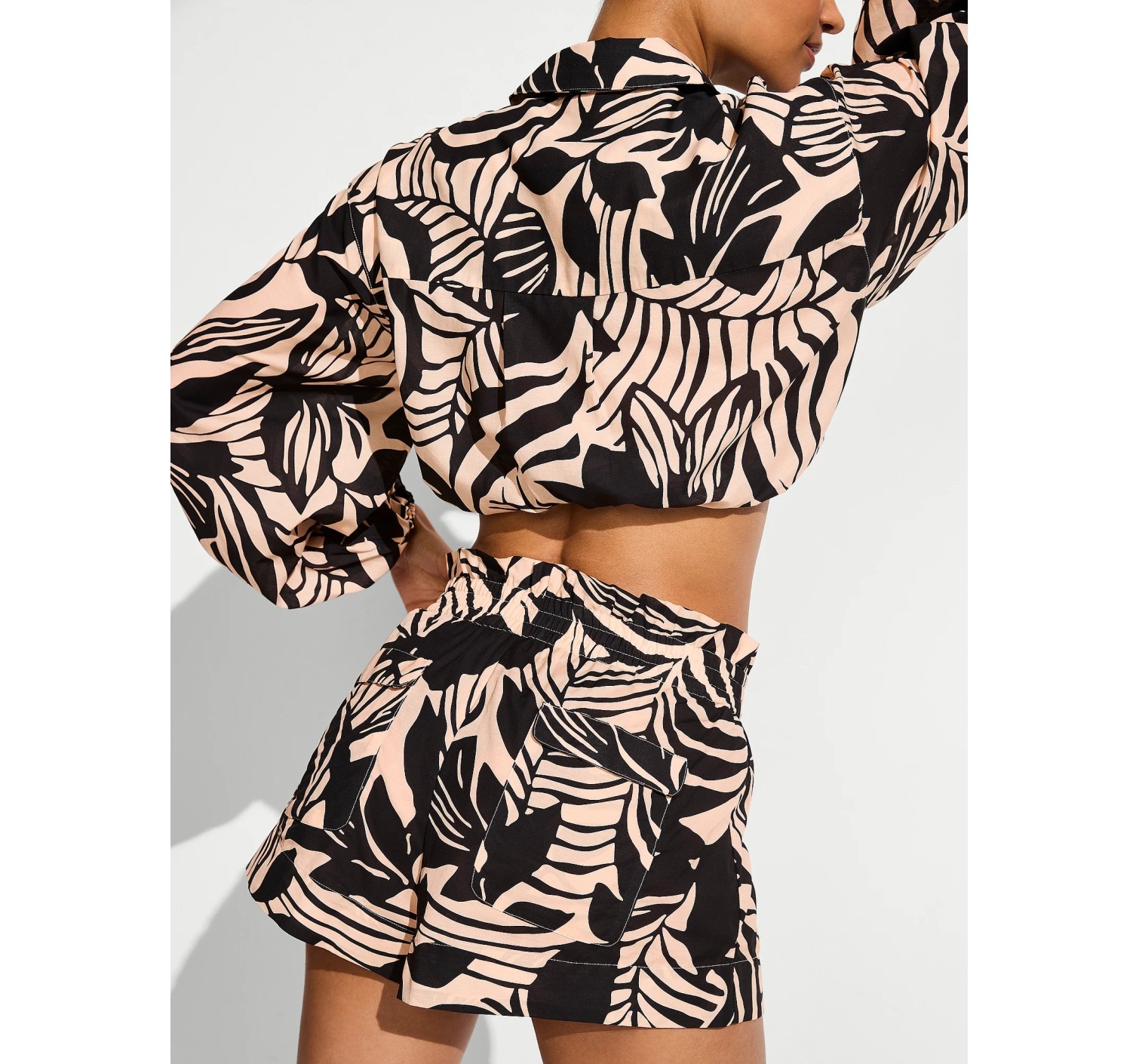 Костюм Beachwear Voile Oversized Button-Front Shirt Shorts Black Palms