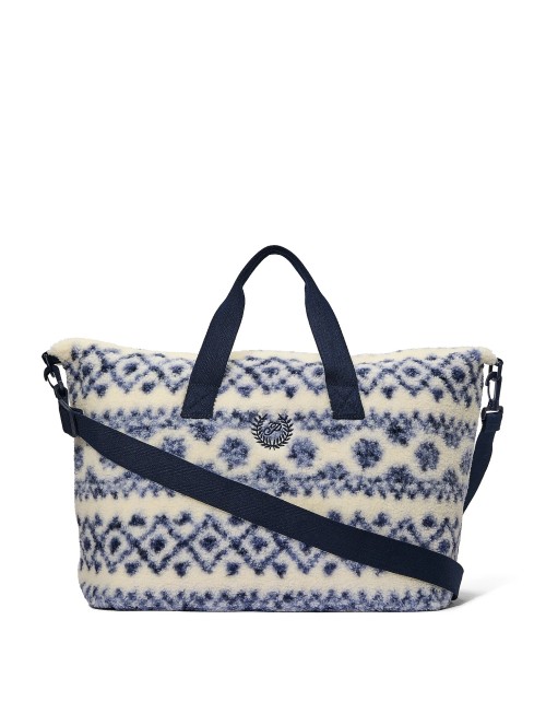 Сумка Cozy Plush Weekender Bag 