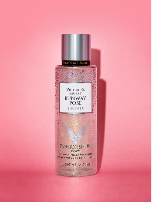 Лімітований спрей Runway Pose Shimmer Fragrance Mist