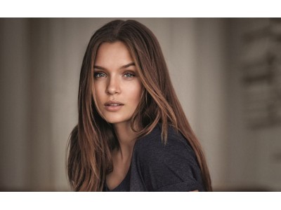 Жозефин Скривер: жизнь и карьера датского ангела Victoria’s Secret