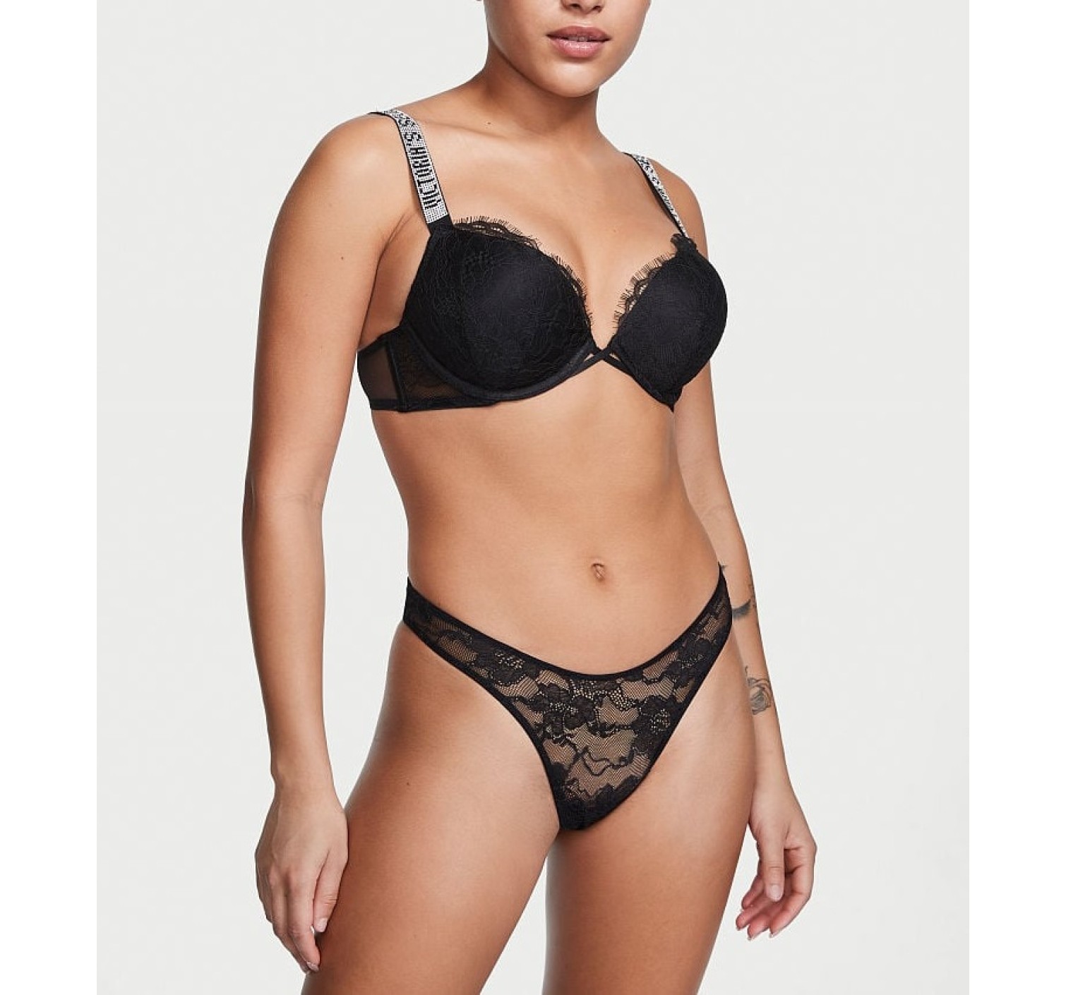 Трусики Shine Strap Cutout Back Thong Panty black