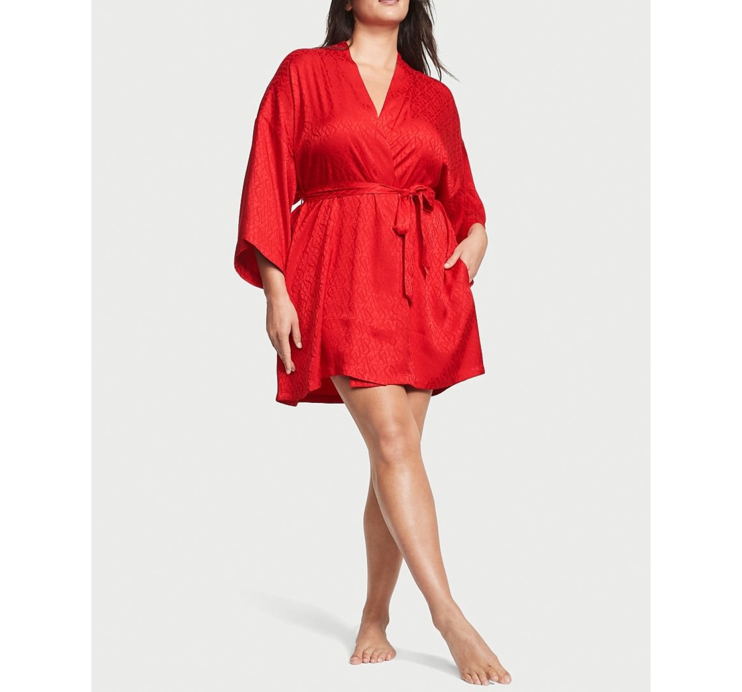 Халат The Tour '23 Icon Satin Robe Lipstick Red