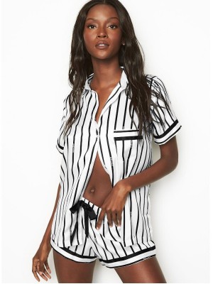 Сатиновая пижама Victoria’s Secret The Satin Short PJ Set with Black Stripes