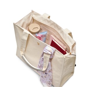 Сумка Floral-Embossed Tote Bag