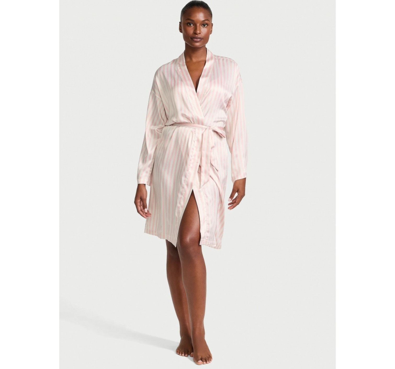 Сатиновый Халат Victoria's Secret Satin Midi Robe Iconic Stripe