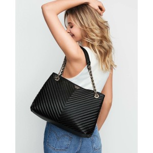 Сумка Victoria Secret Pebble V-Quilt