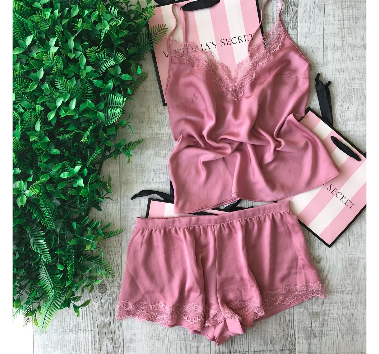Сатиновая пижама Victoria’s Secret satin Pj Set dusk pink