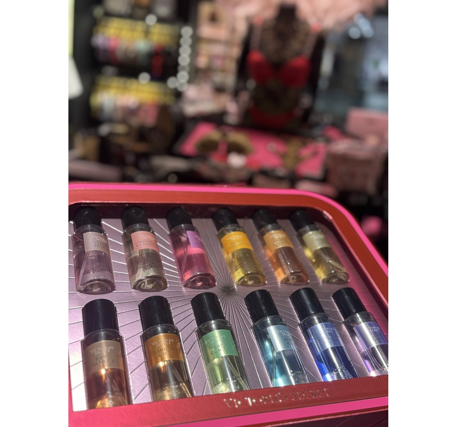Подарочный набор Ultimate 12-Piece Discovery Gift Set ft. 4 Archive Scents