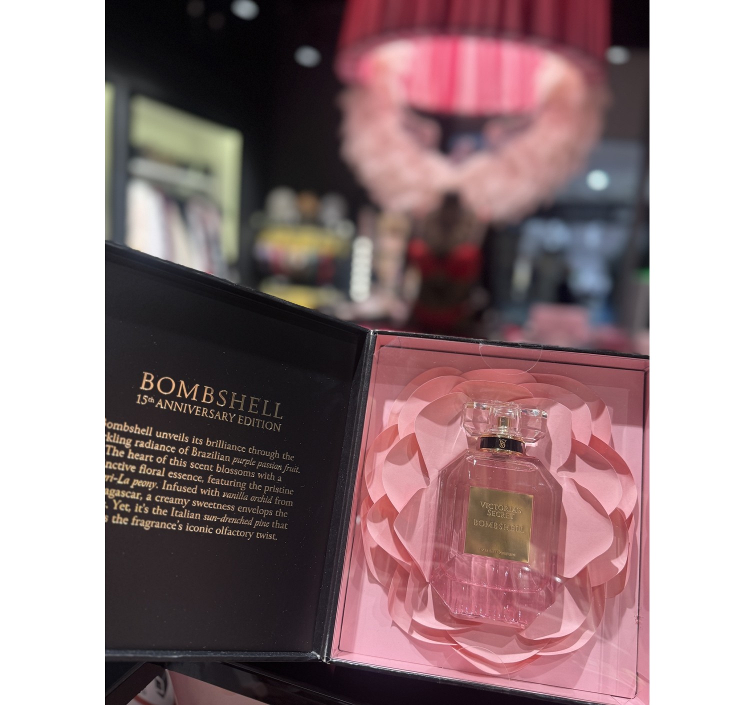 Подарочный набор Victoria's Secret Bombshell Limited Edition Eau de Parfum Gift set