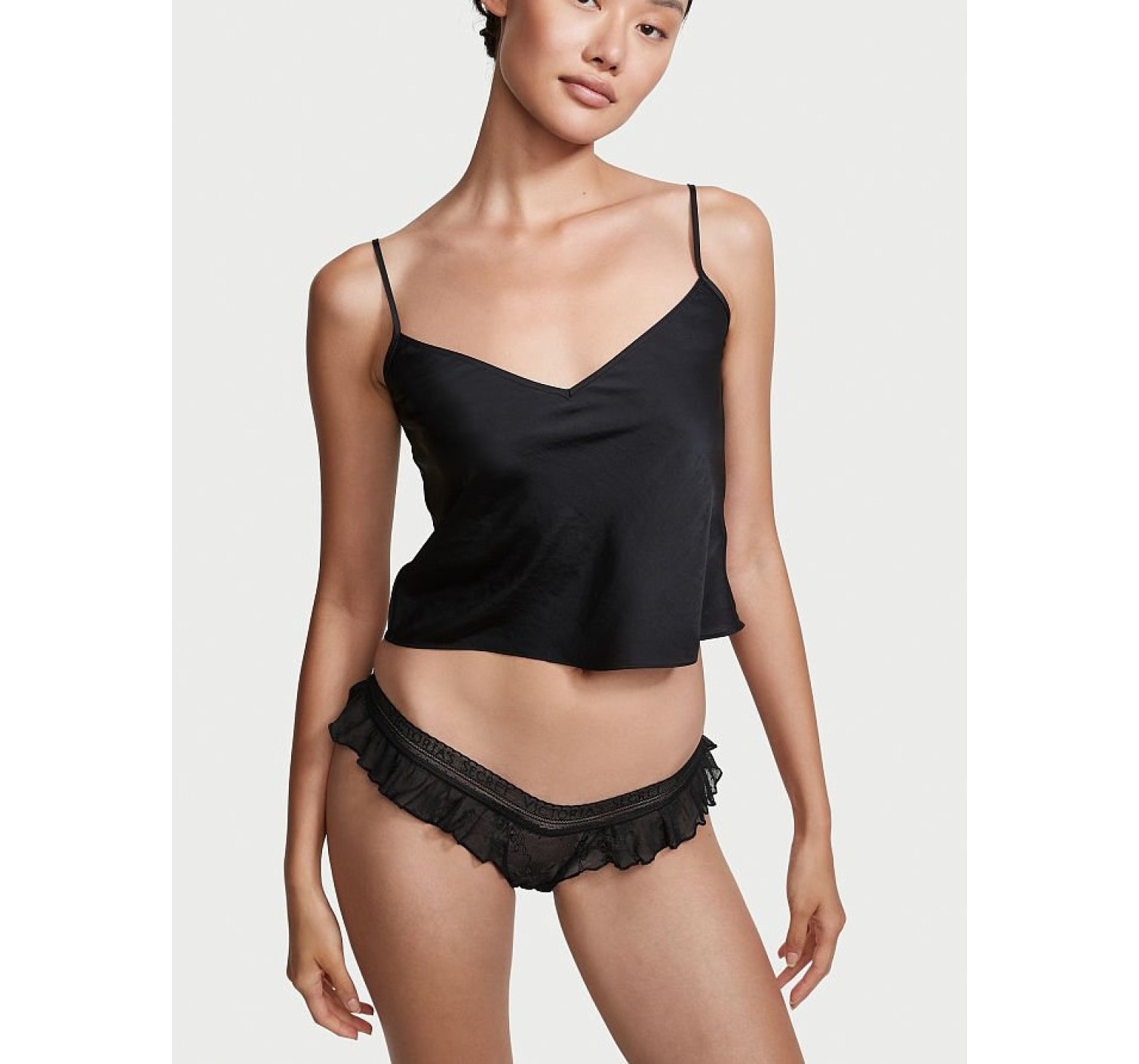 Трусики VICTORIA'S SECRET Lace Flutter Thong Panty Black