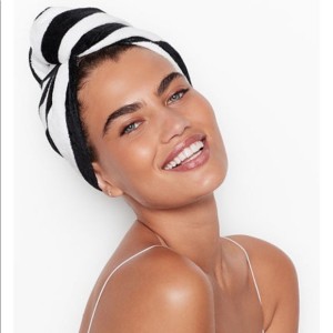Рушник для волосся та пляжу - комплект Вікторія Сікрет Striped Towel