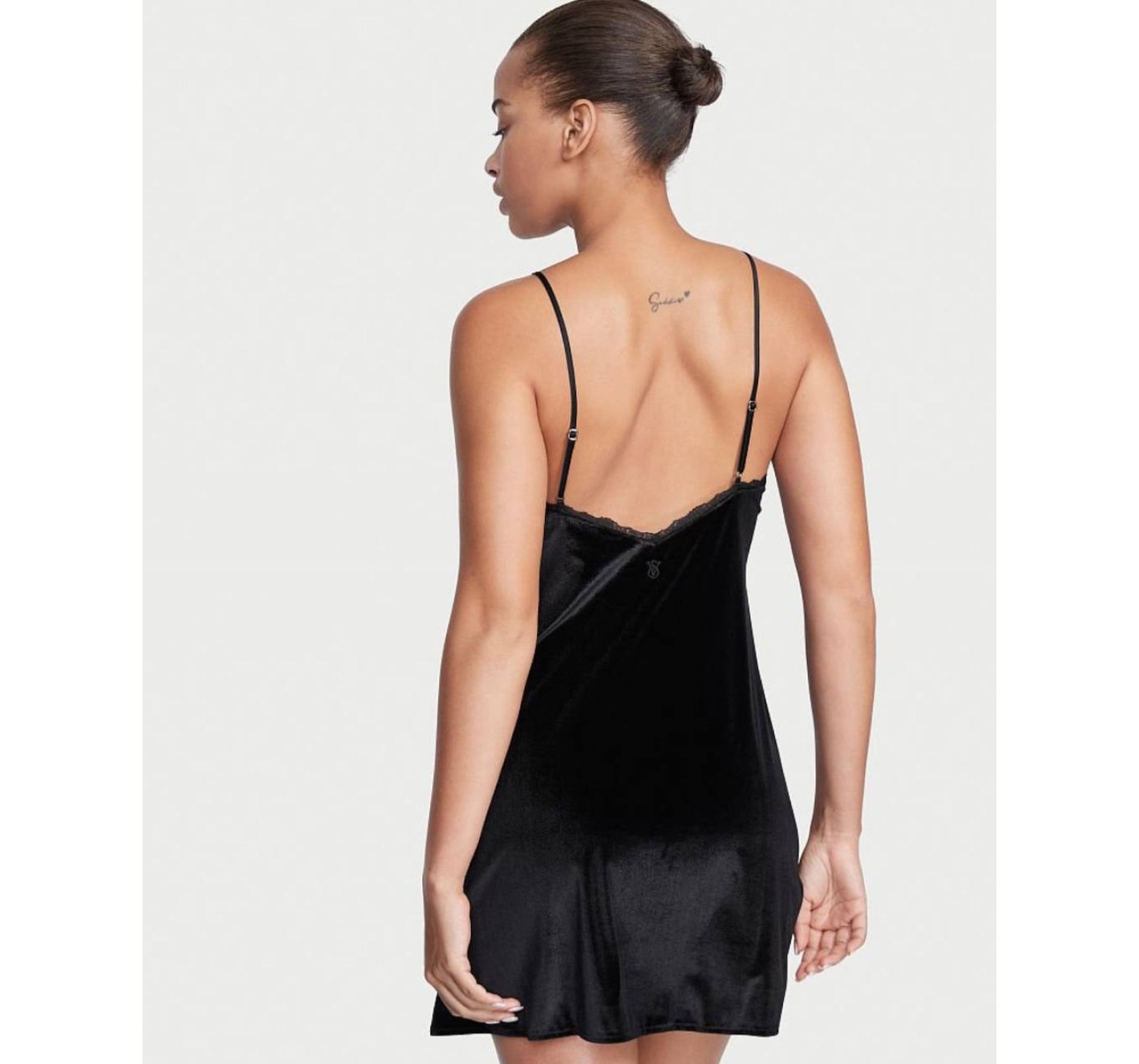 Пеньюар Victoria’s Secret Black Velvet Slip