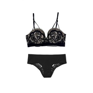 Комплект Very Sexy push-up Black Lace Bra Set