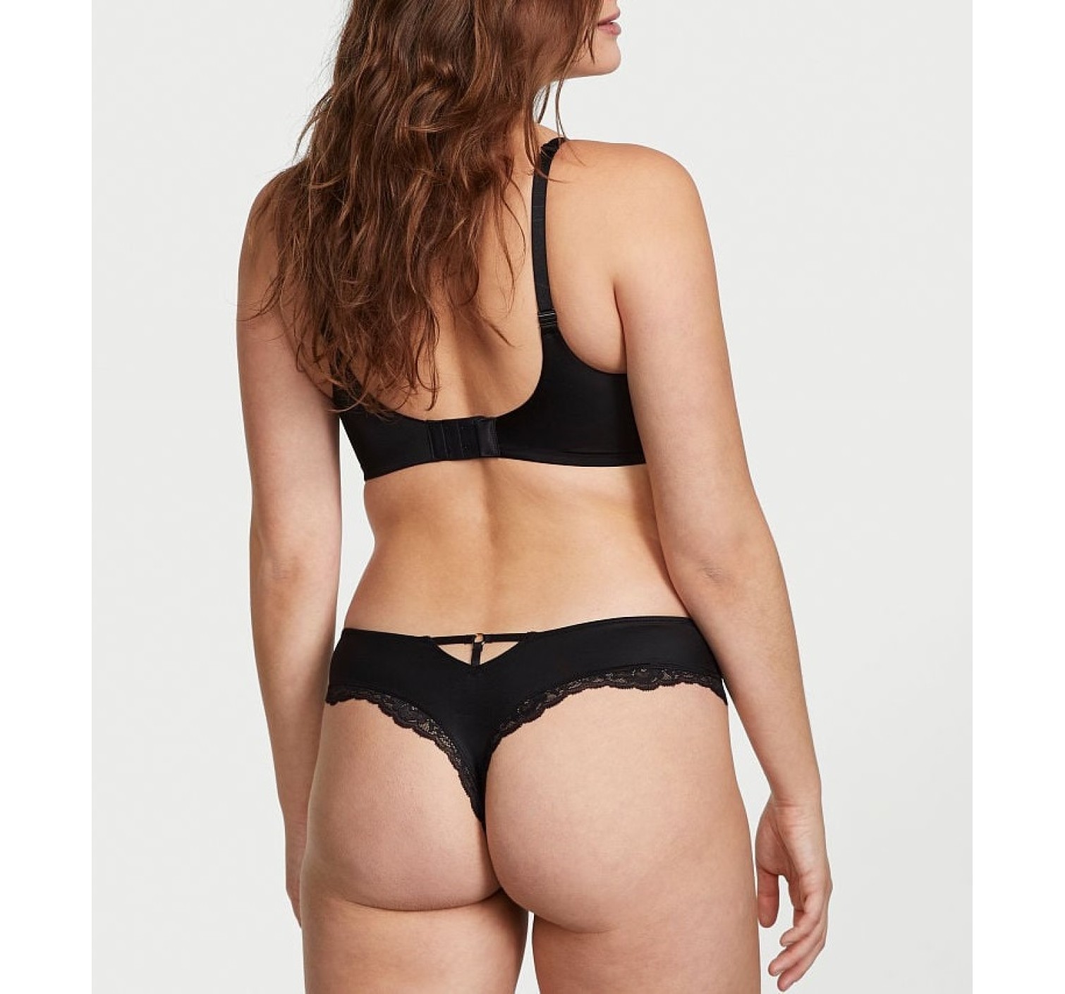 Трусики Smooth Cutout Back Thong Panty Black