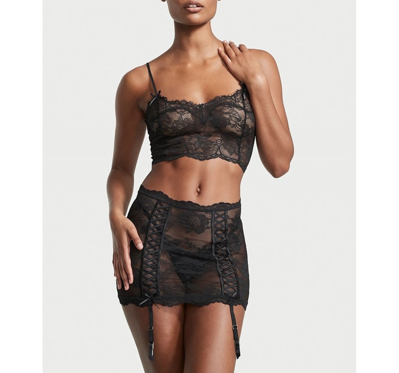 Раздельный Пеньюар Lace Crop Top and Garter Skirt Set Black