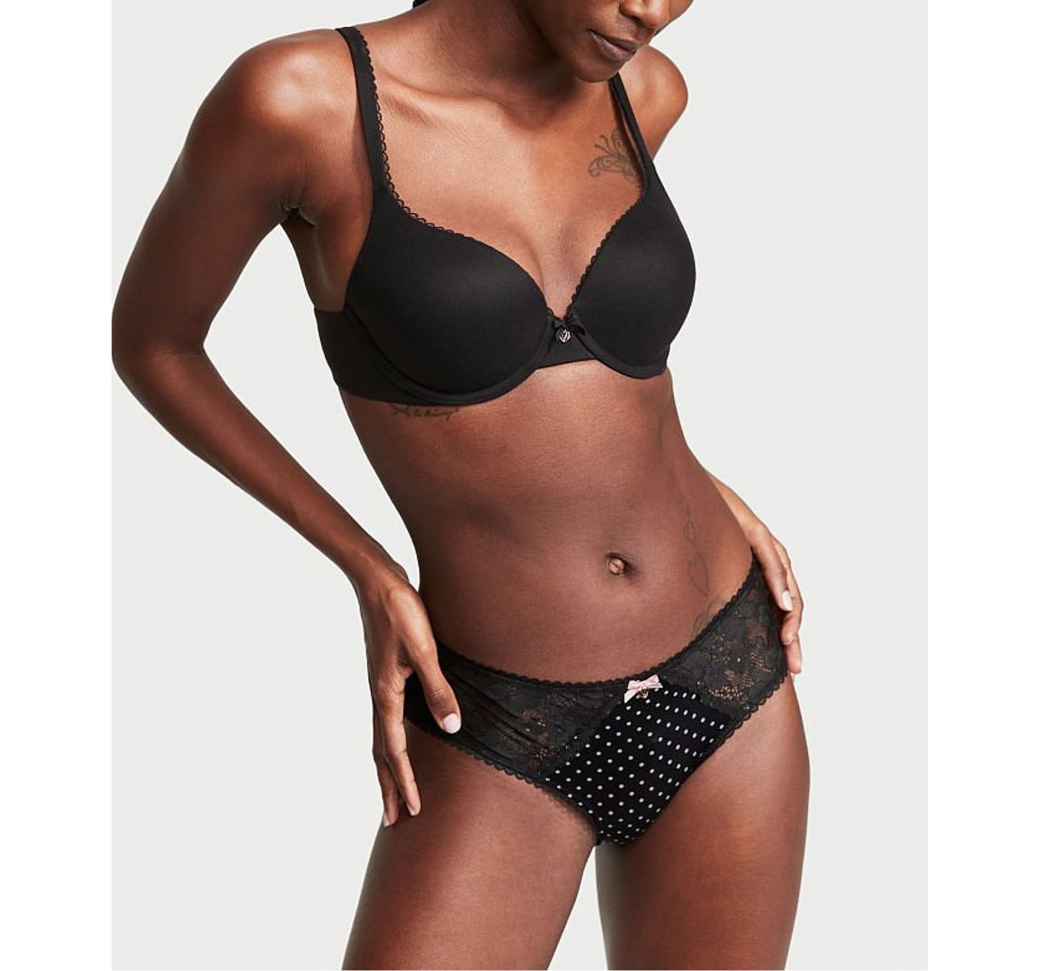 Трусики Black Lace Dot Body By Victoria Cheeky Panty