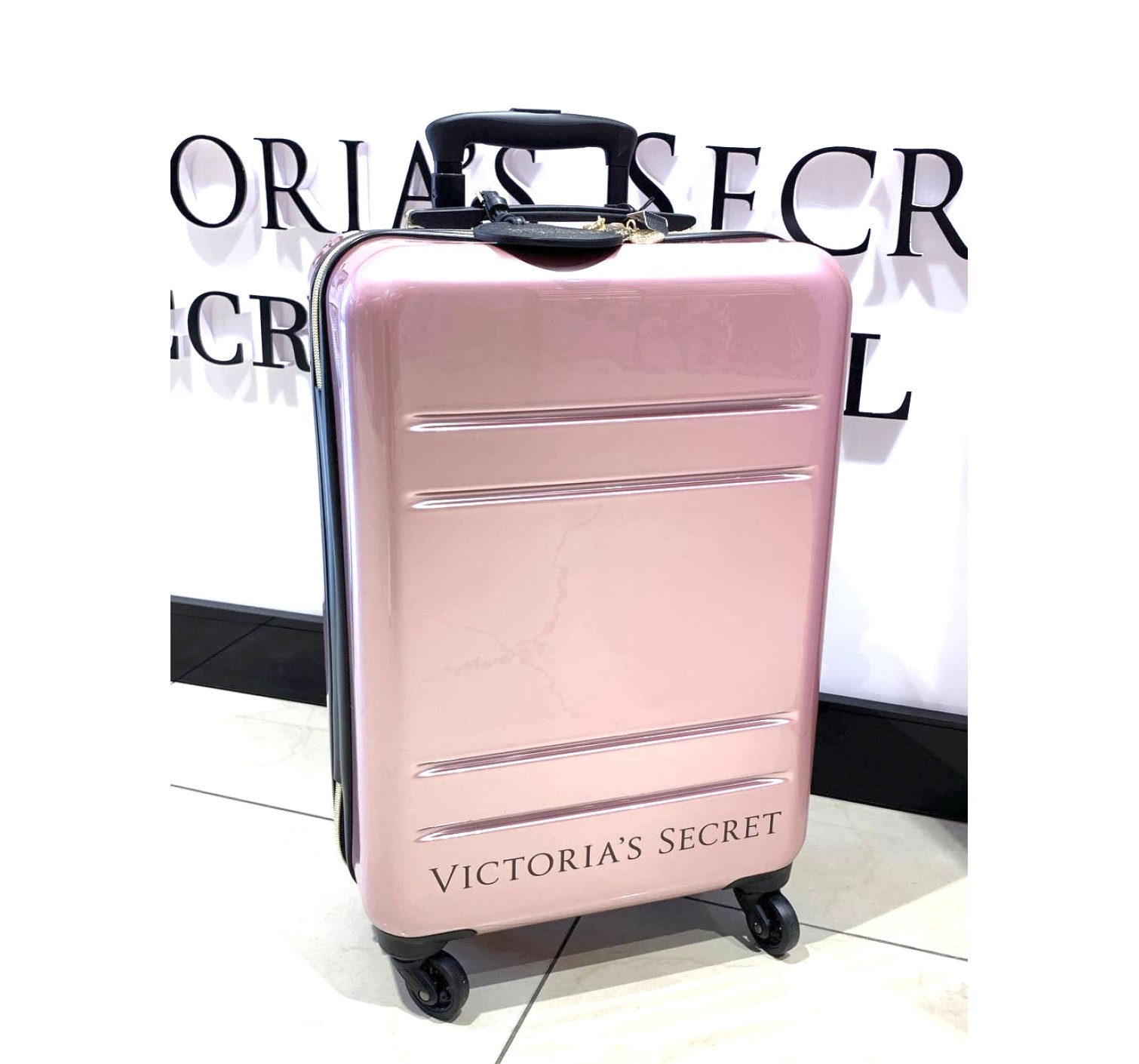 Валіза Rolling Luggage Pink Pearl