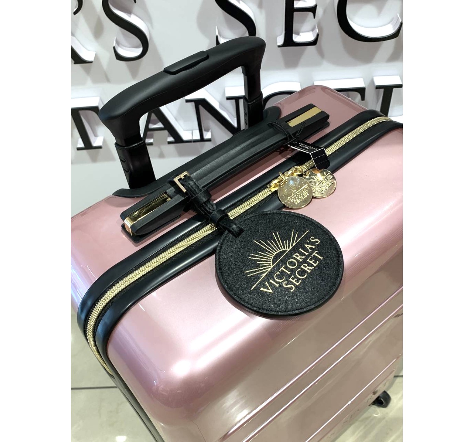 Валіза Rolling Luggage Pink Pearl