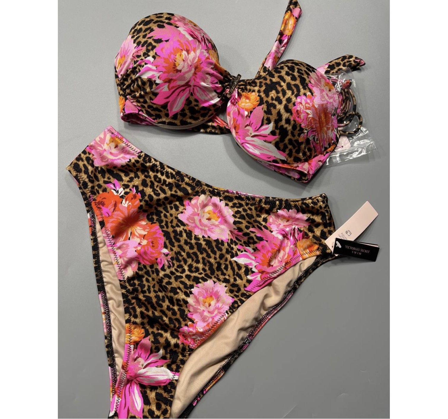 Купальник Виктория Сикрет c пушап Leopard print