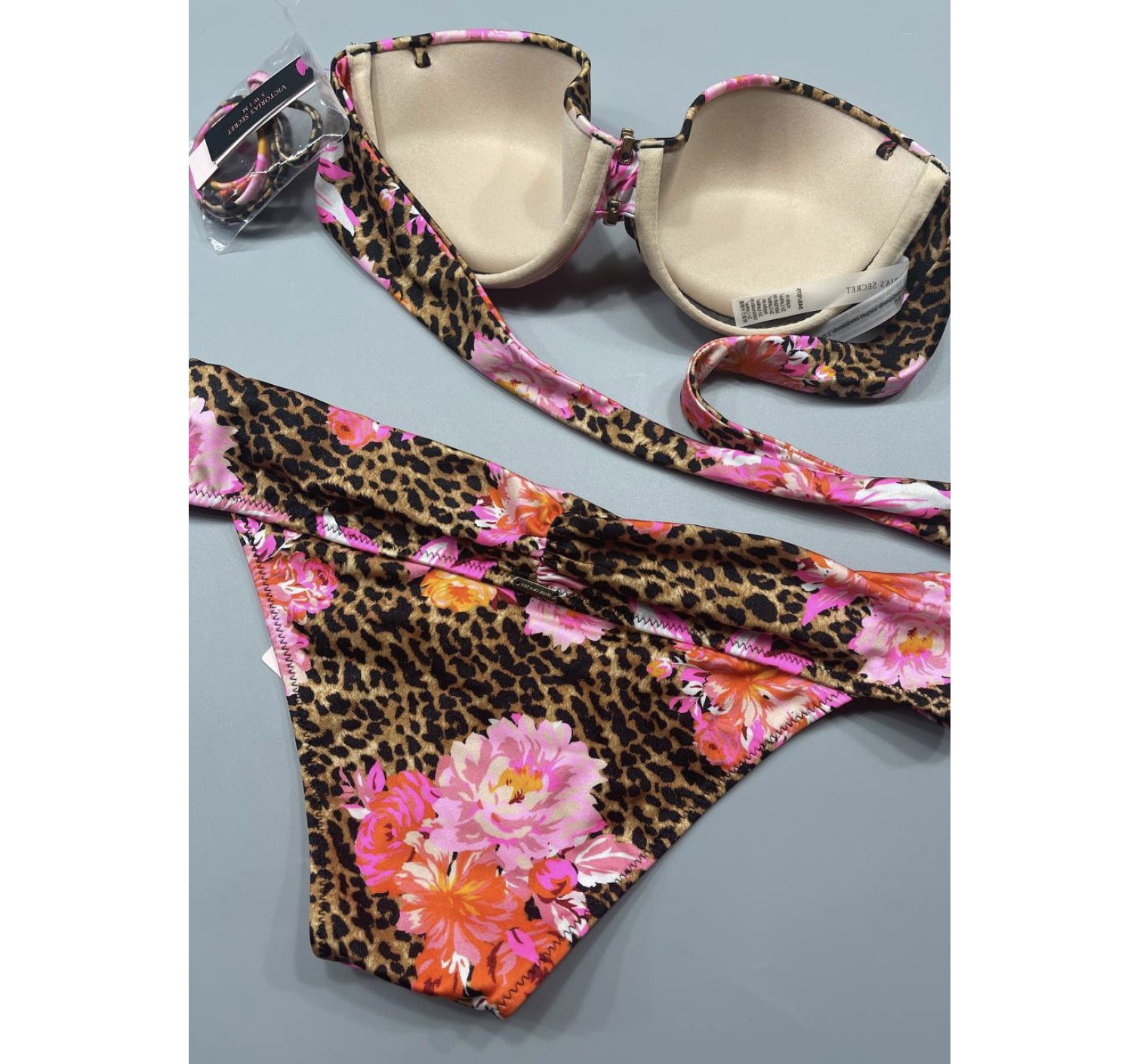 Купальник Виктория Сикрет c пушап Leopard print