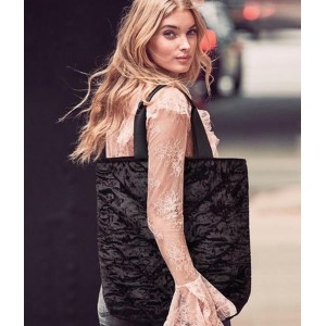 Вельветовая сумка Victoria's Secret Black Velvet Tote 