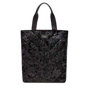 Вельветовая сумка Victoria's Secret Black Velvet Tote 