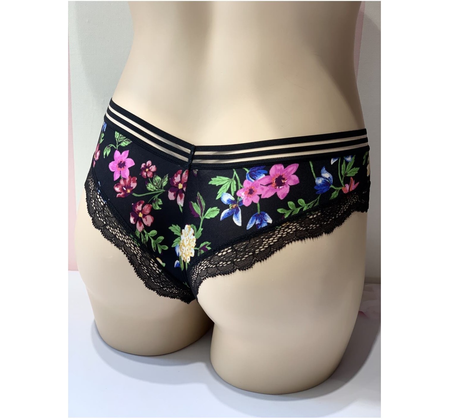 Трусики Victoria's Secret Very Sexy Cheeky panty Floral print