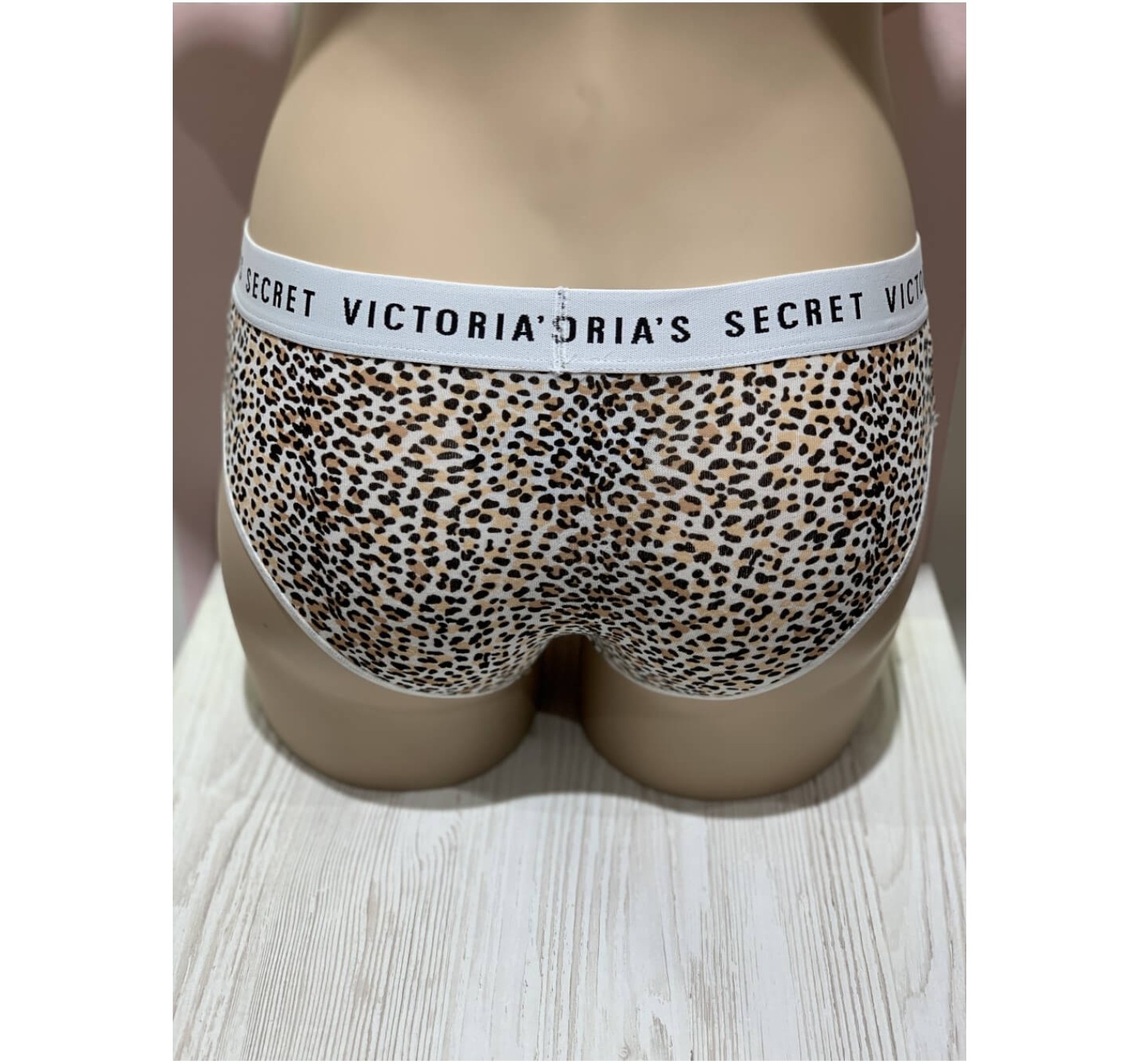 Трусики Victoria’s Secret Animal print Leopard logo VS Hiphugger panty