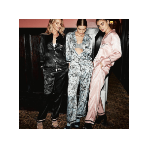 Пижама Victoria’s Secret The Satin Black PJ Set