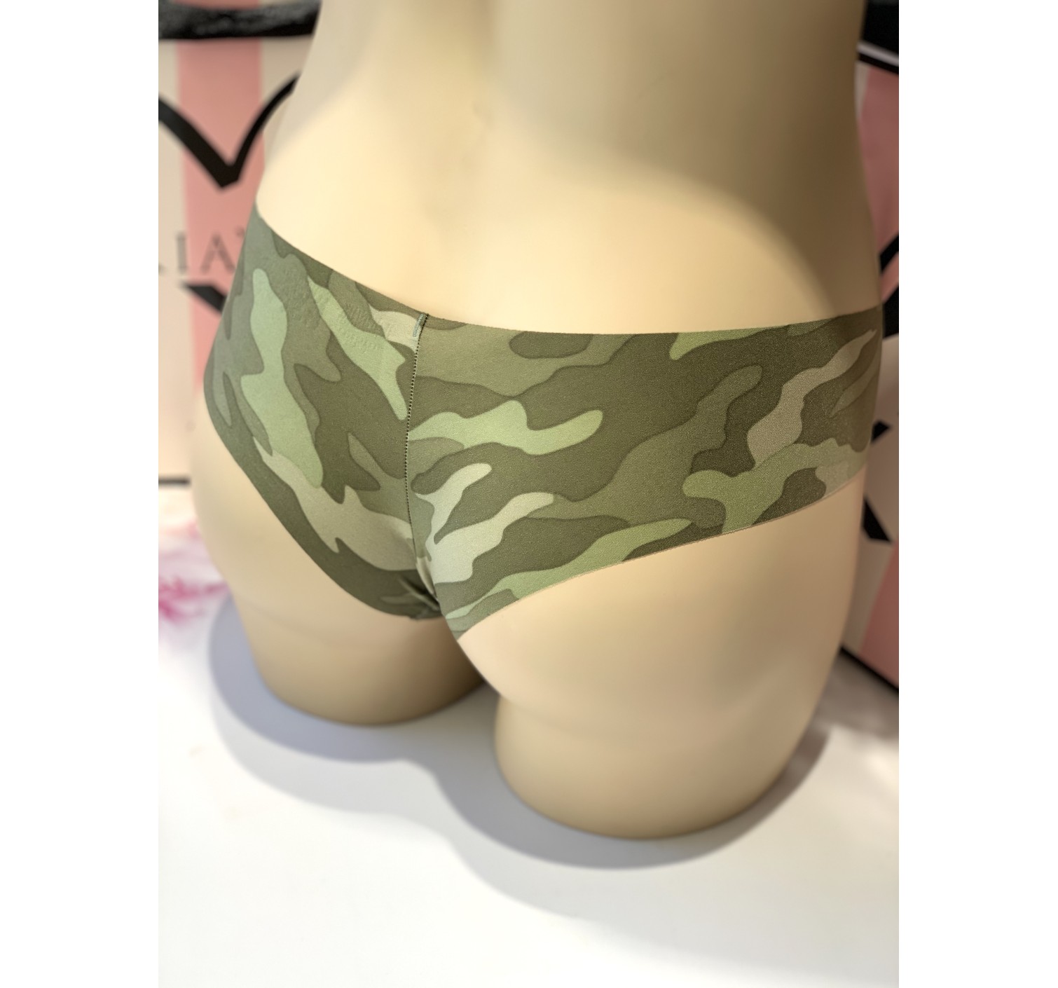 Трусики Victoria’s Secret PINK Camo Cheekster panty