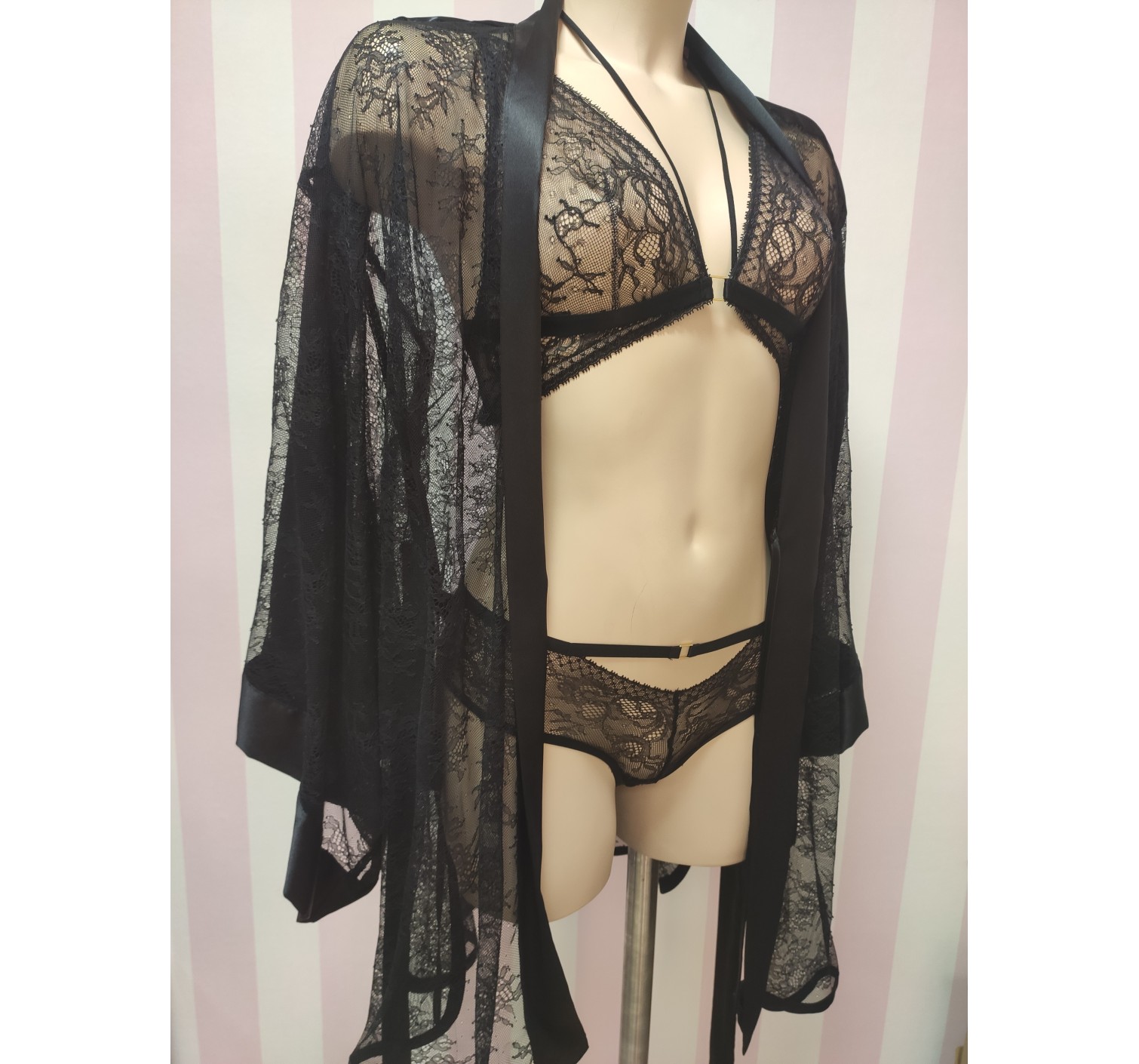 Комплект белья Victoria’s Secret Very Sexy Black Lace