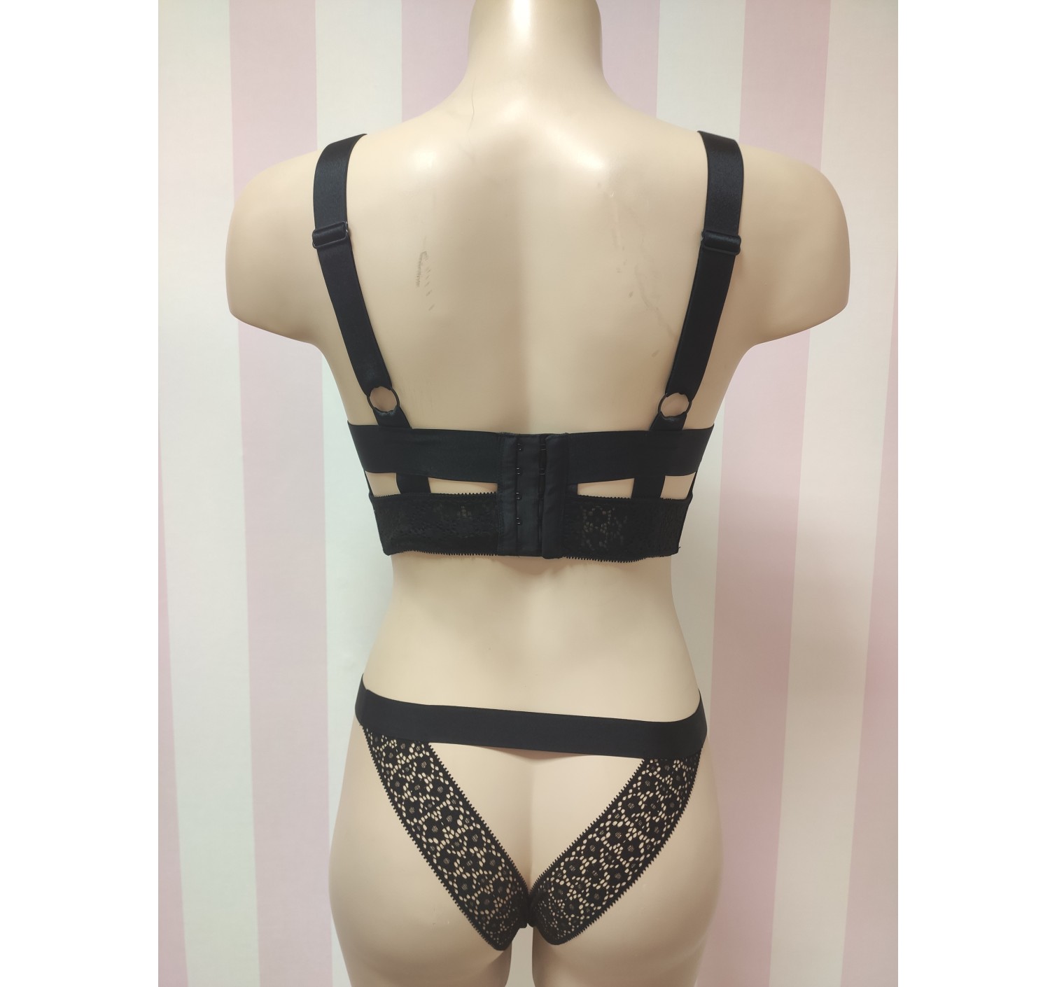 Комплект белья Victoria’s Secret Very Sexy Black
