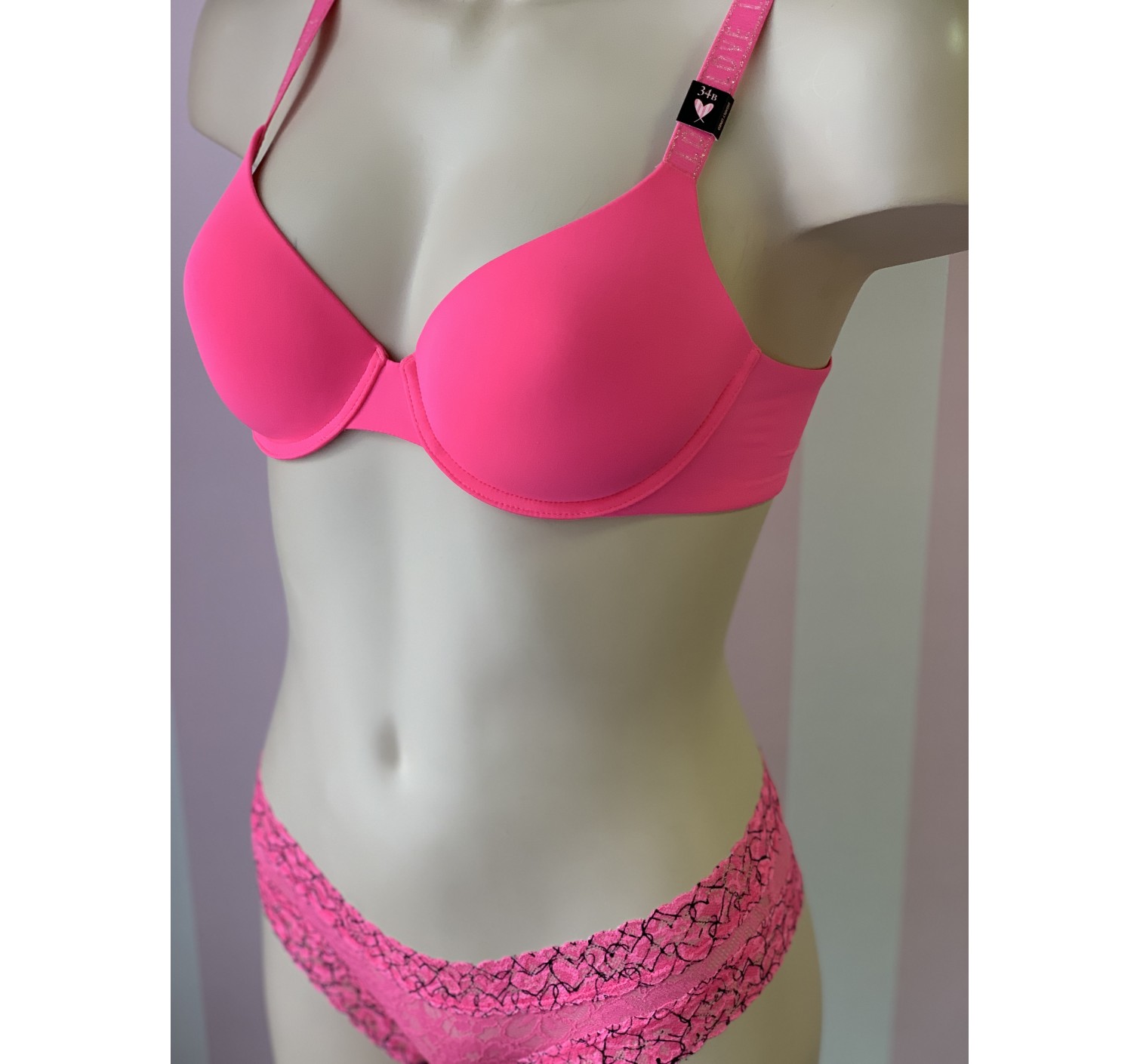 Комплект белья Victoria’s Secret t-shirt lightly lined demi Bra set