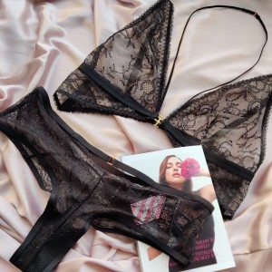 Комплект белья Victoria’s Secret Very Sexy Black Lace