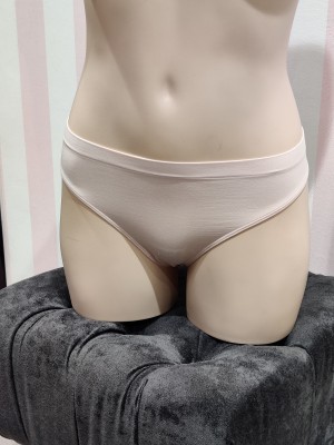 Трусики стринги Victoria's Secret Beige Thong panty