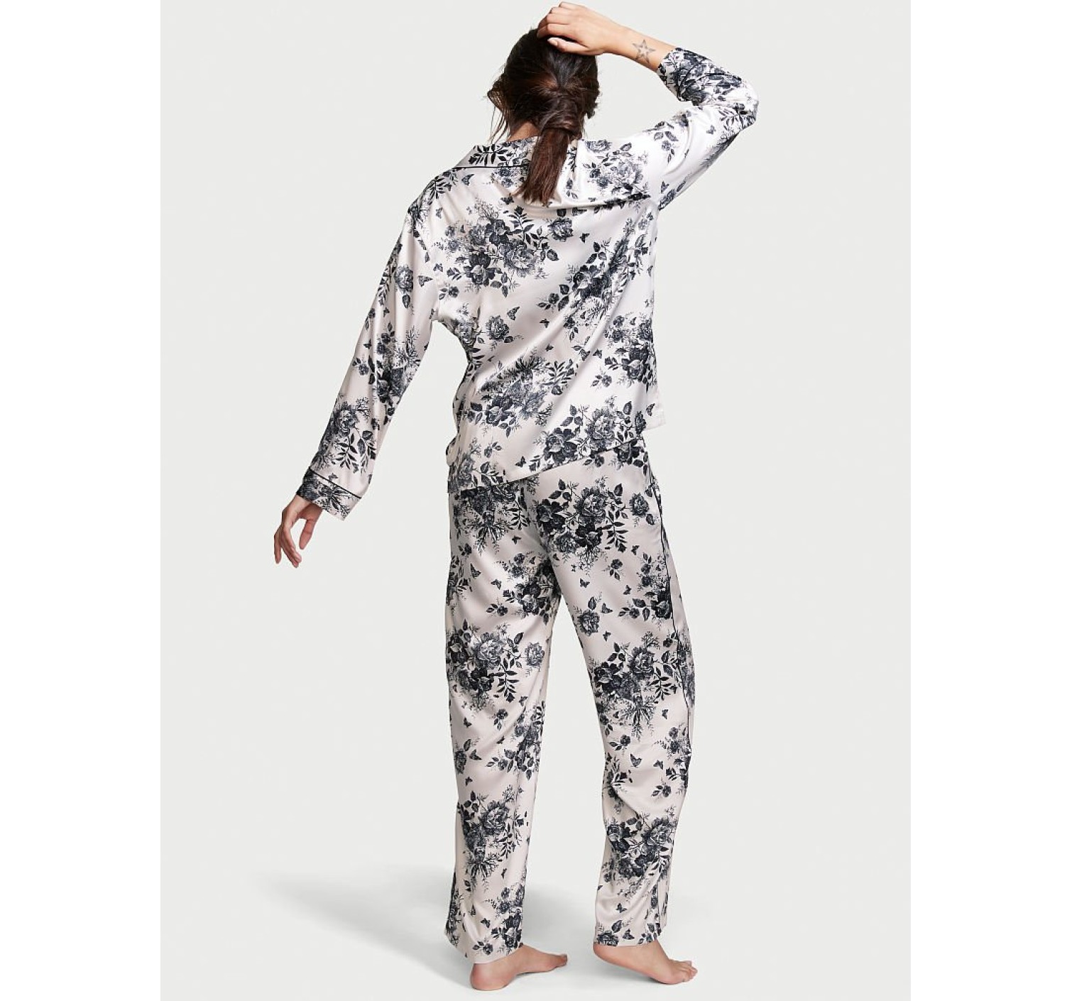 Піжама Victoria's Secret Satin Long PJ Set White Hidden Bunny Toile