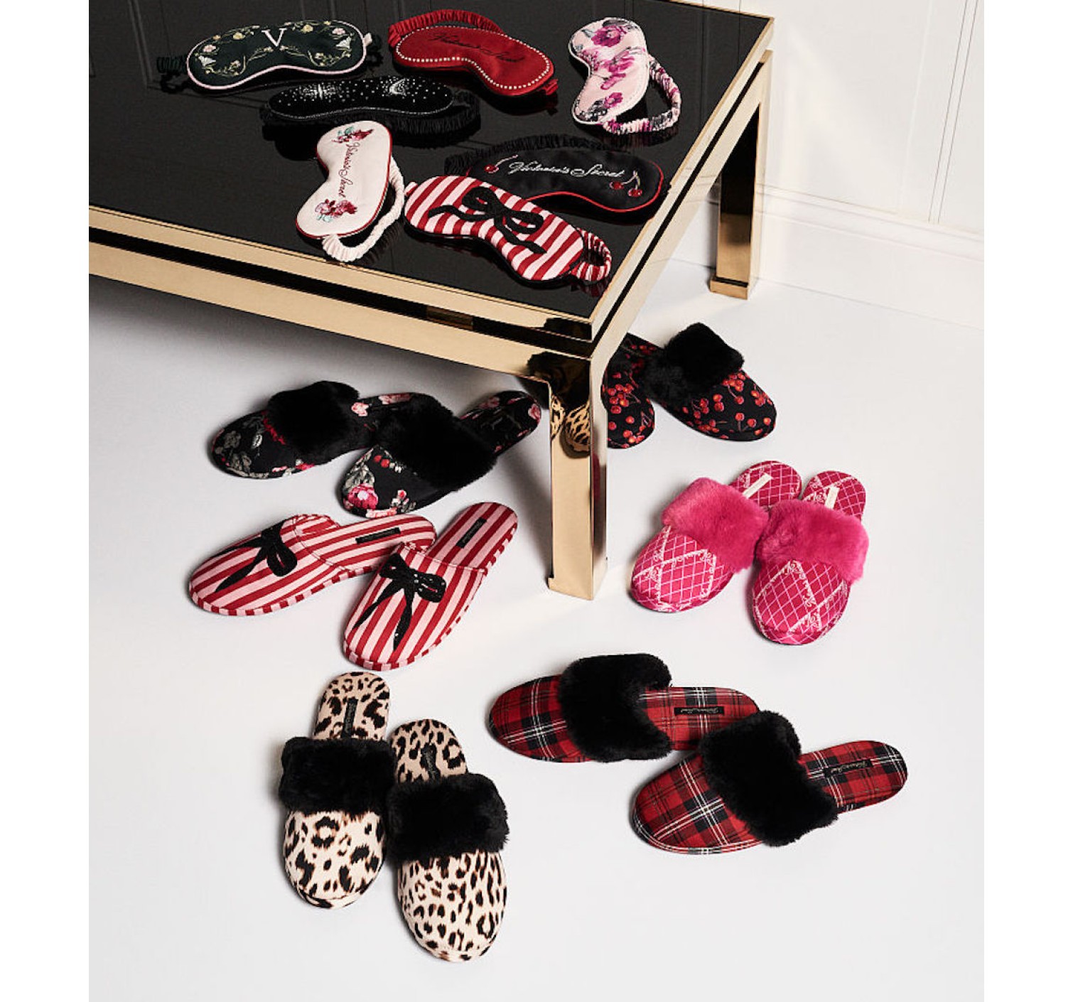 Домашние тапочки VS Signature Satin Slippers Cherry