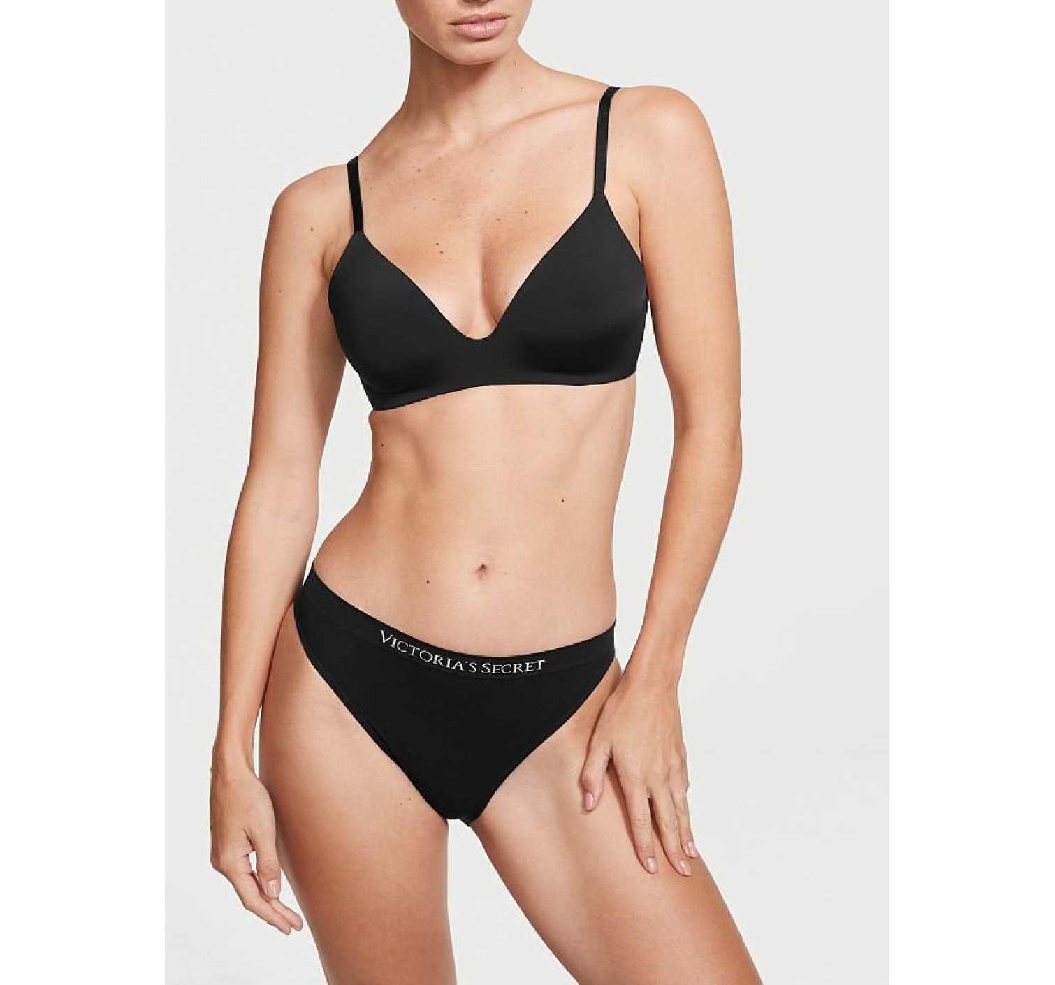 Трусики Victoria's Secret Black Seamless Bikini Panty