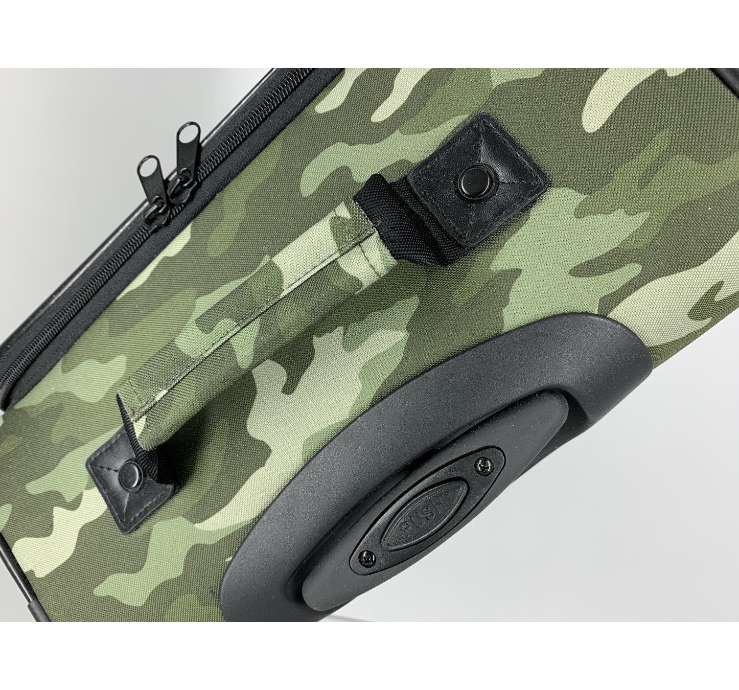 Валіза Victoria's Secret PINK Camo Rolling Luggage