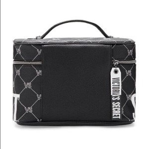 Monogram Train Case VICTORIA'S SECRET - бьюти кейс Виктория Сикрет