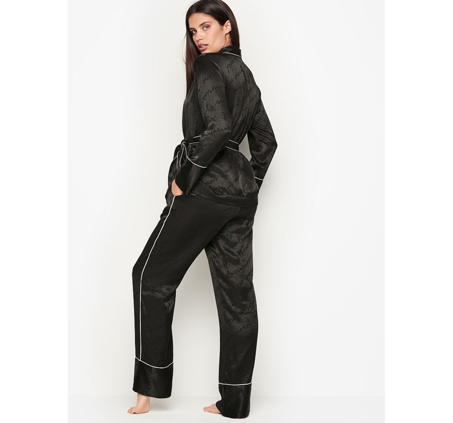  Пижама Victoria’s Secret The Satin Black logo PJ Set