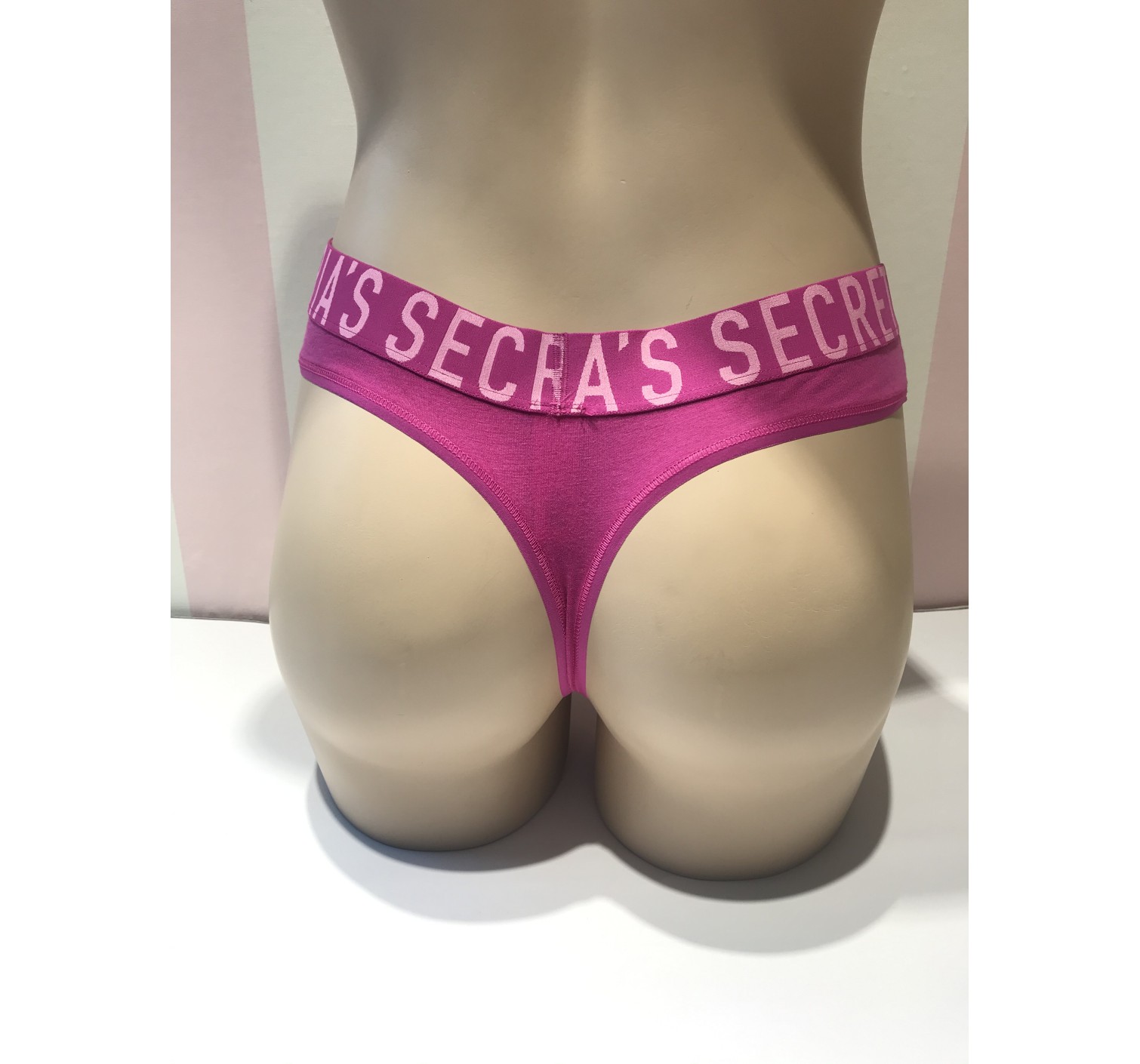 Трусики стринги Victoria’s Secret Thong Panty logo VS
