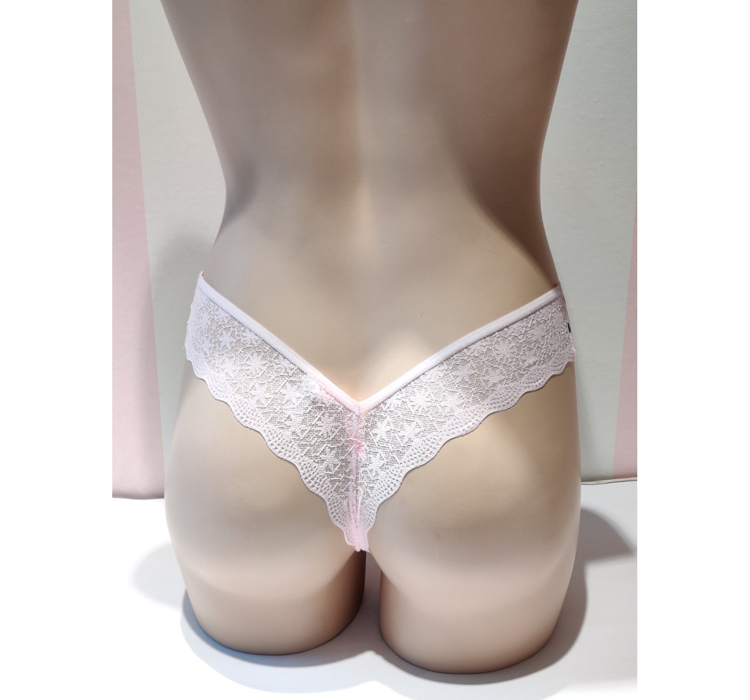 Трусики бесшовные Victoria’s Secret PINK No Show Lace Thong panty 