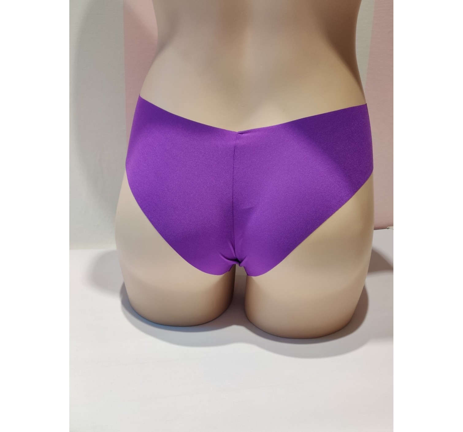 Трусики бесшовные Victoria’s Secret No Show Cheeky panty фиолетовые